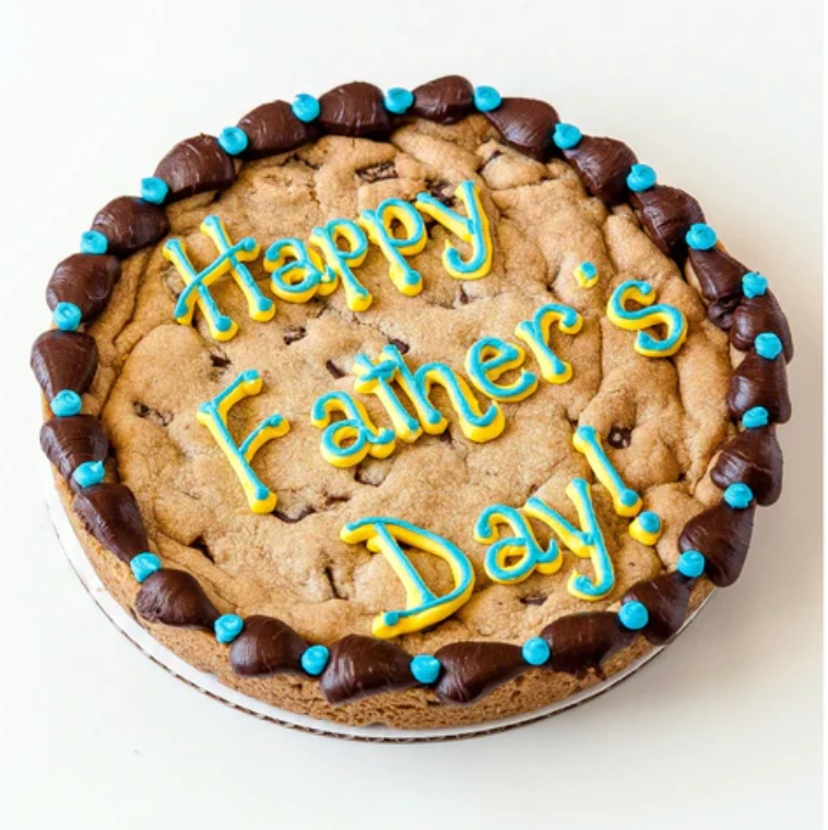 THE ULTIMATE GUIDE TO MAKING A FATHER'S DAY COOKIE CAKE WITH YOUR KIDS