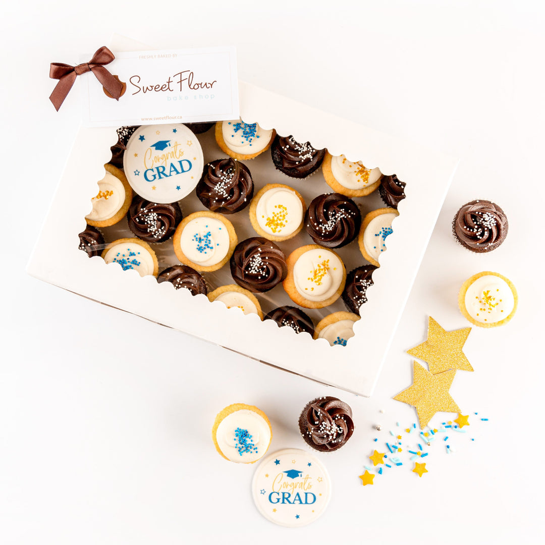 Grad Mini Cupcakes